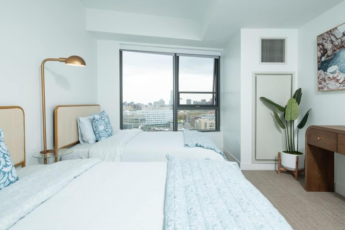 Apartment Serene Penthouse W King Bed Gym Parking